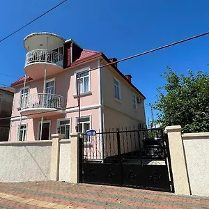 https://house-mano.batumihotels.net